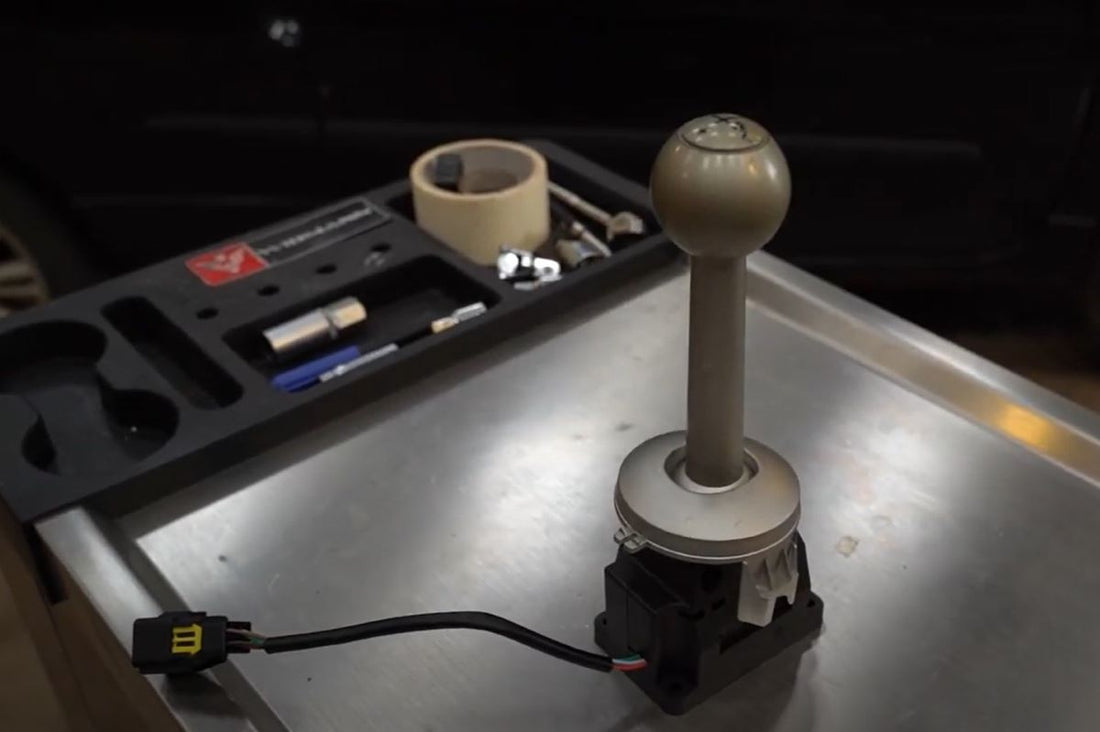 Tutoriale: Montaggio di una Leva del Cambio Quickshift